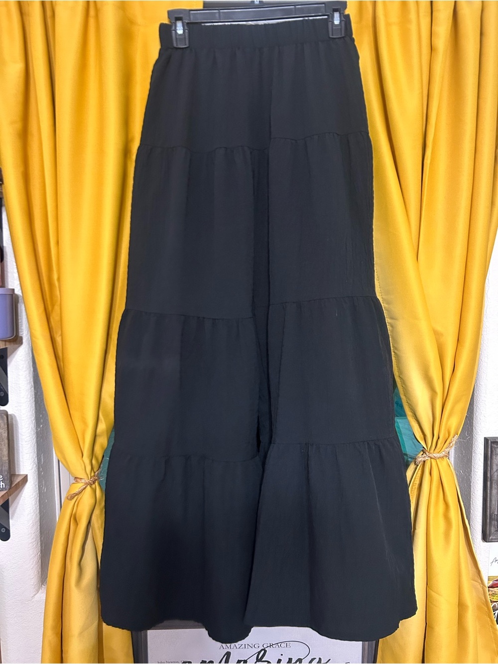 Black Tiered Wide-Leg Pants - Women's